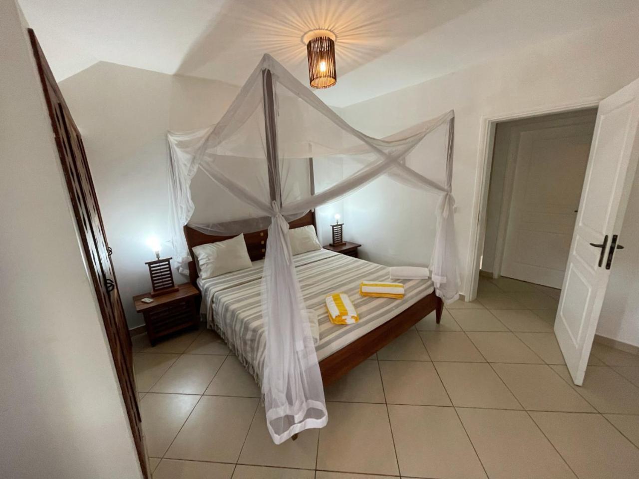 Agence Adjana Resort - Residence Du Port 3 Sali Tap Bagian luar foto